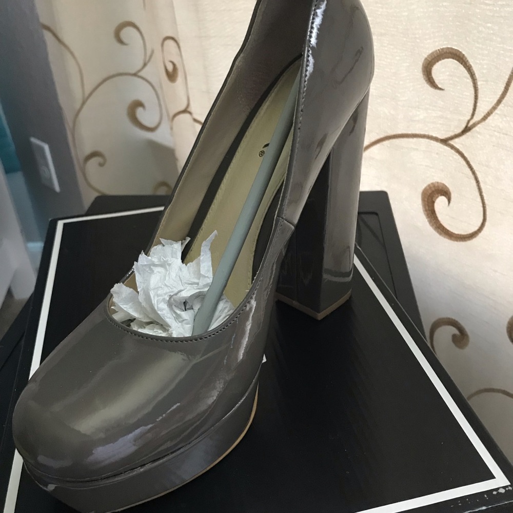 Taupe Pumps